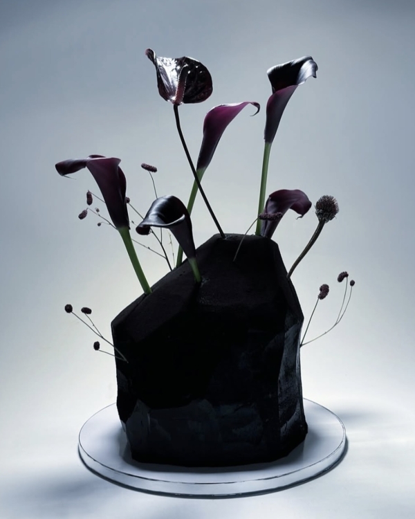 The Trendiest Wedding Cake Ideas to Match Every Wedding Style