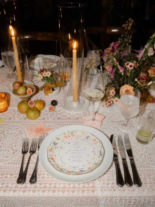 A Colorful & Relaxed Vintage Celebration in The Berkshires