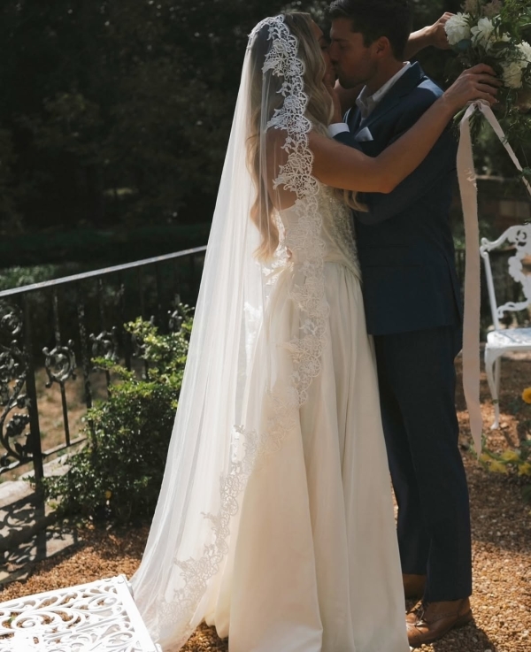 15 Best Wedding Photographers on the US East Coast | Professional Photography | Luxury Photographer and Videographer | Photo Studio