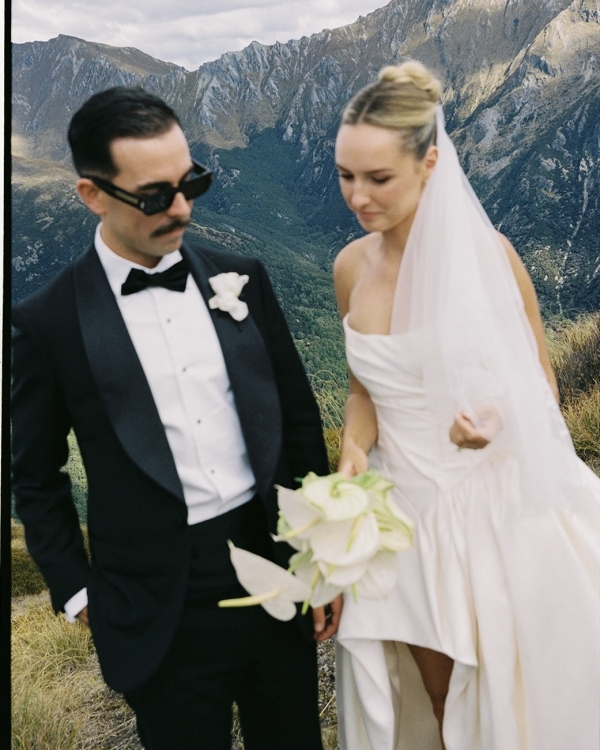 A High-End Wedding Amongst New Zealand's Cinematic Mountains