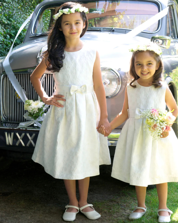 15 Best Designers to Shop for Flower Girl Dresses