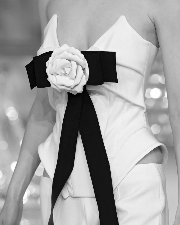 10 Ways to Style One Wedding Dress from Ceremony to Reception