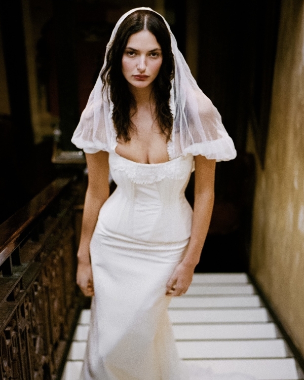 The Best Veils for Every Wedding Dress Style & Silhouette