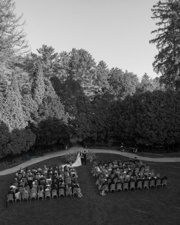 A Colorful & Relaxed Vintage Celebration in The Berkshires