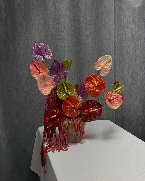 A Guide to the Best Wedding Flowers for Each Season