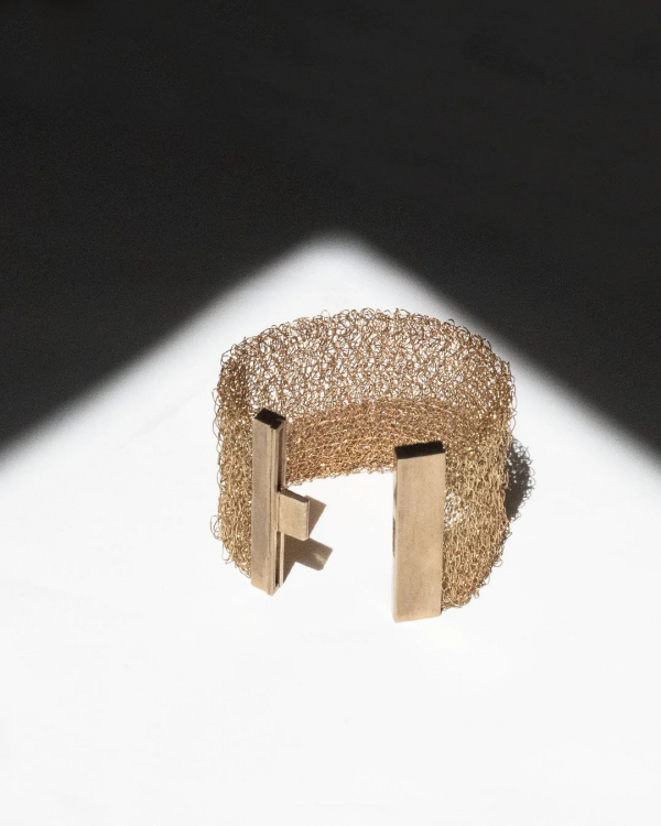 Trendy Jewelry for the Bride