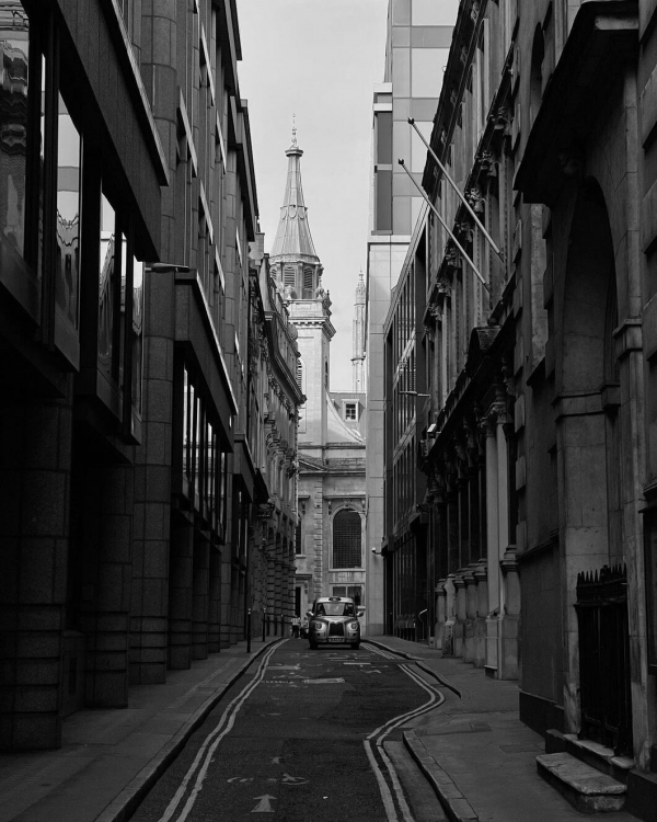 Where to Go on a Date in London?