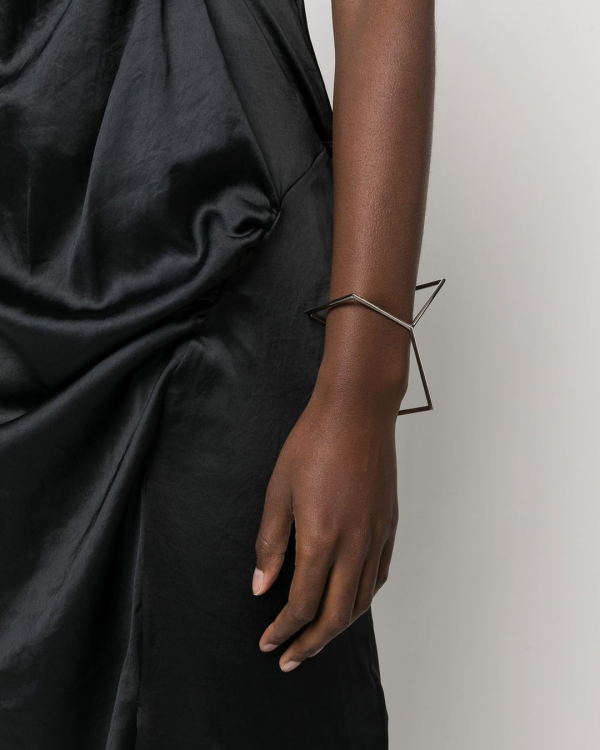 Trendy Jewelry for the Bride