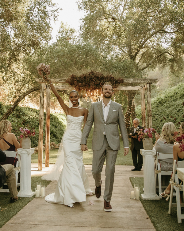 Intimate garden wedding in Southern California