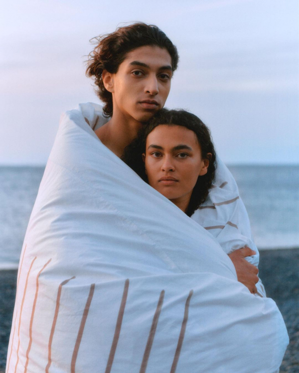 Everything to Know About "Earlymoons"