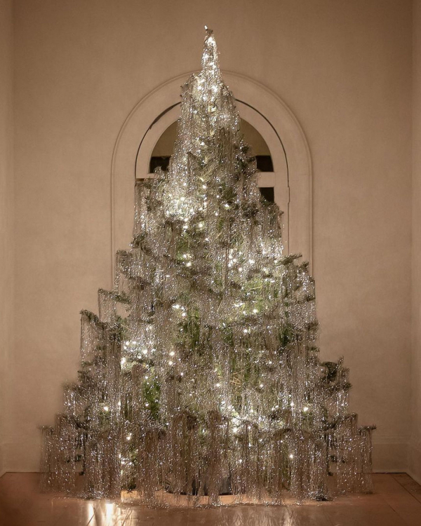 How to Make a Wish on New Year's Eve 2024