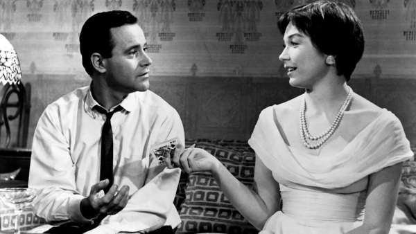 13 Best Romantic Christmas Movies | Love Story Christmas Films | The Most Romantic Xmas Movies