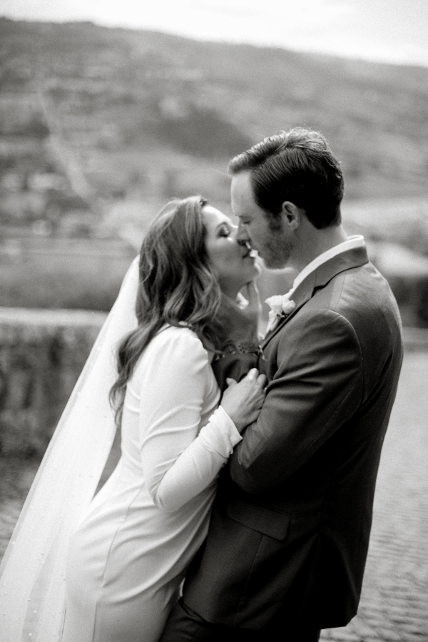 Elopement Wedding Ceremony in Orvieto | Hannah and Ian Inspiring Wedding