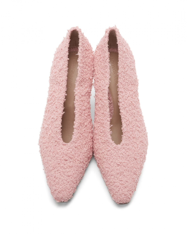 Fluffy Shoes for a Winter Wedding