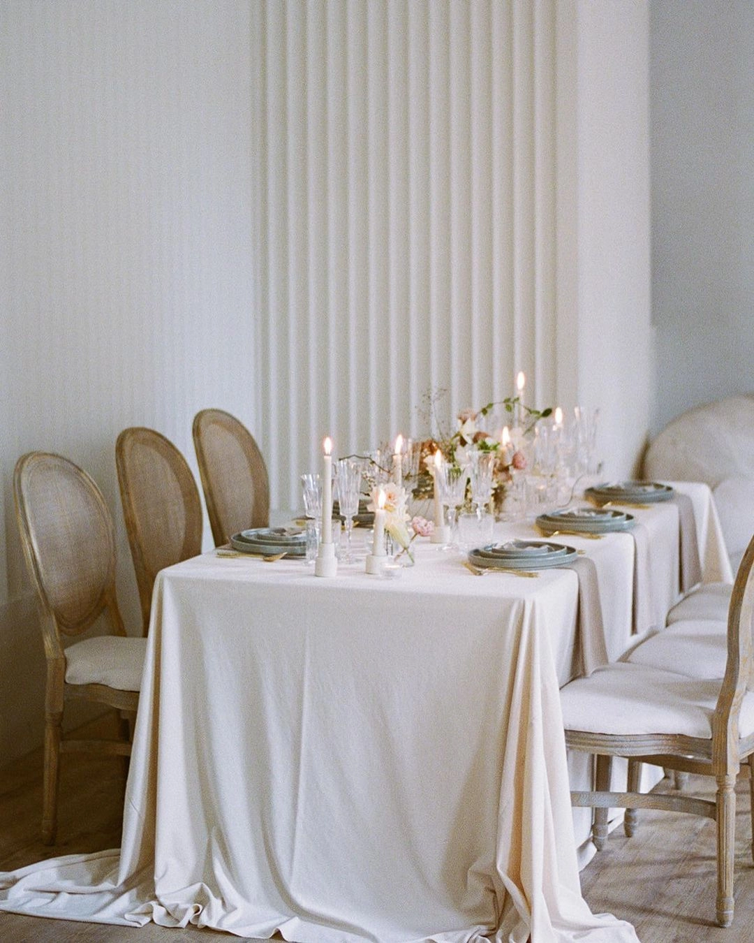10 Simple Elegant Wedding Venues