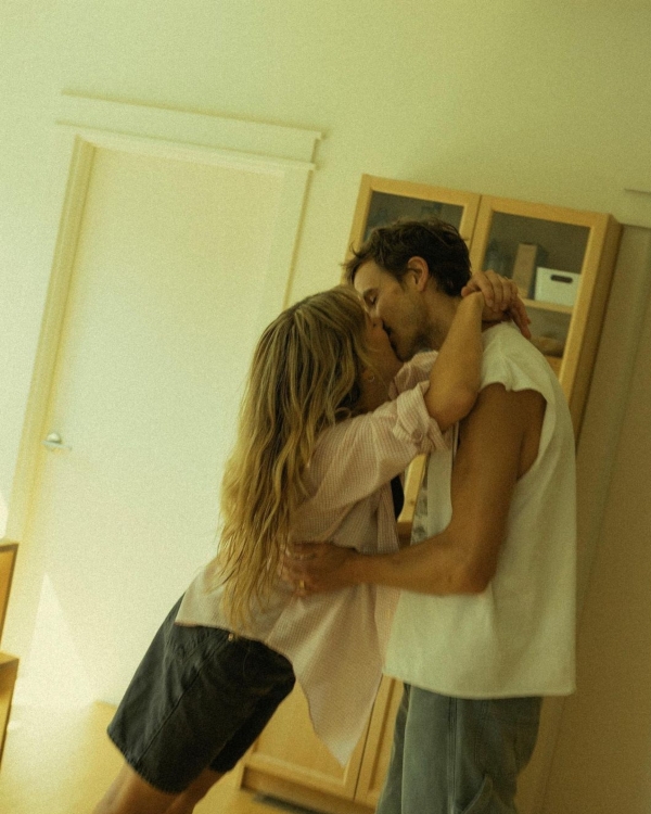 Why & When to Consider Couples Therapy?