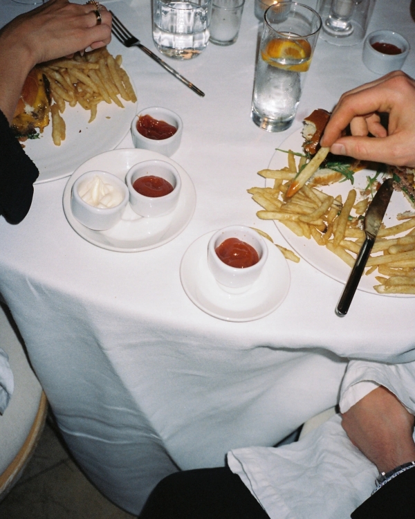 8 Late-Night Snacks for Your Wedding After Party