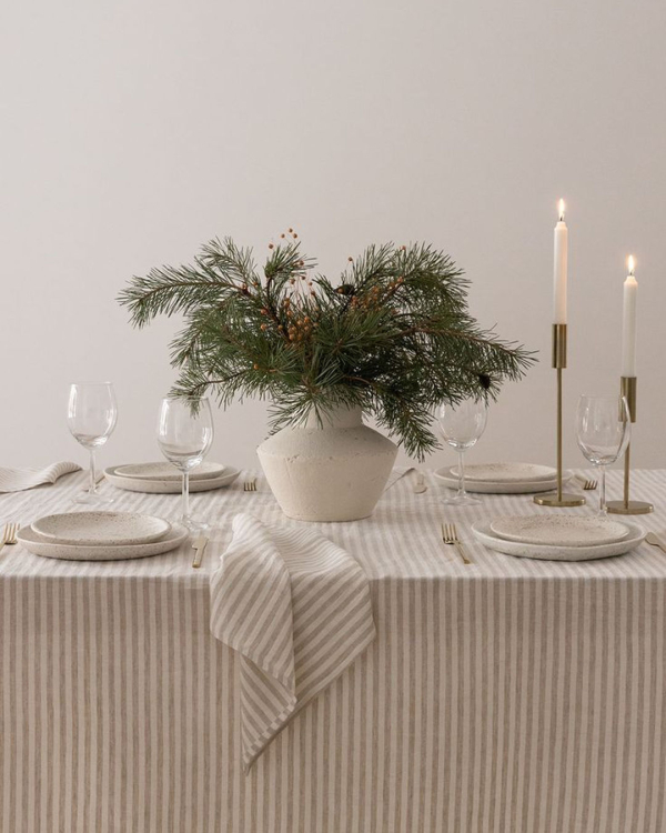 30 Christmas Tablescape Ideas for this Festive Season