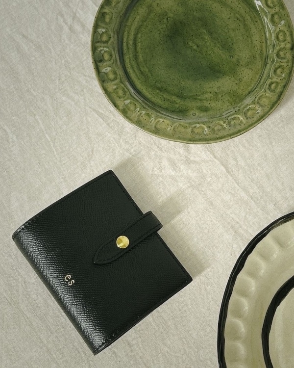 16 Online Boutiques for Unique Gifts & Favors