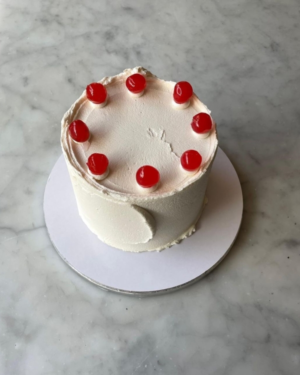 10 Major Wedding Cake Trends for 2025