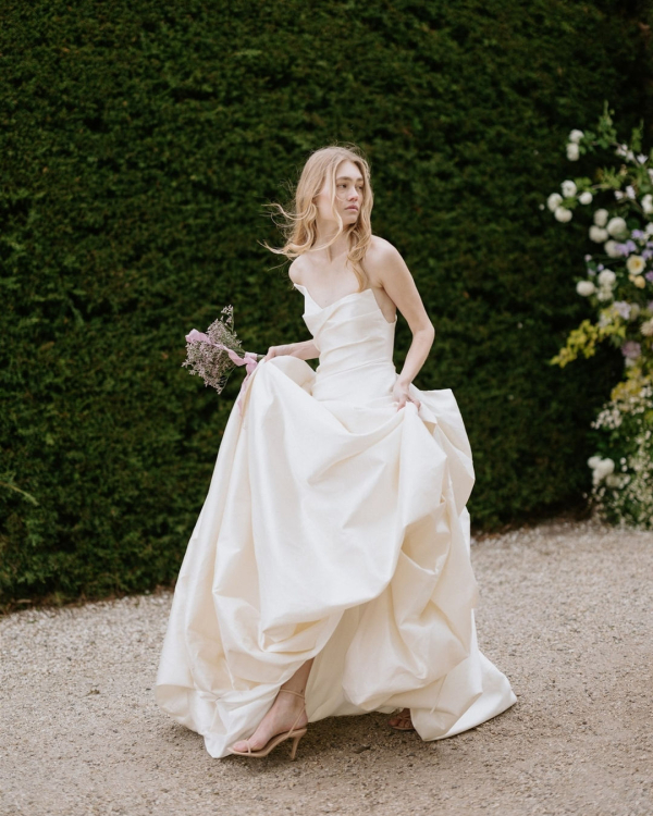 10 Golden Rules for Wedding Dress Shopping from a Bridal Designer