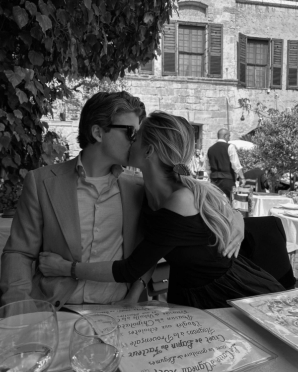 7 Tips to Sustaining a Long Distance Relationship