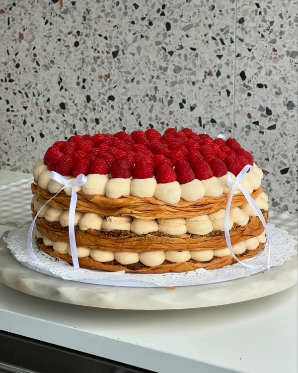 10 Major Wedding Cake Trends for 2025