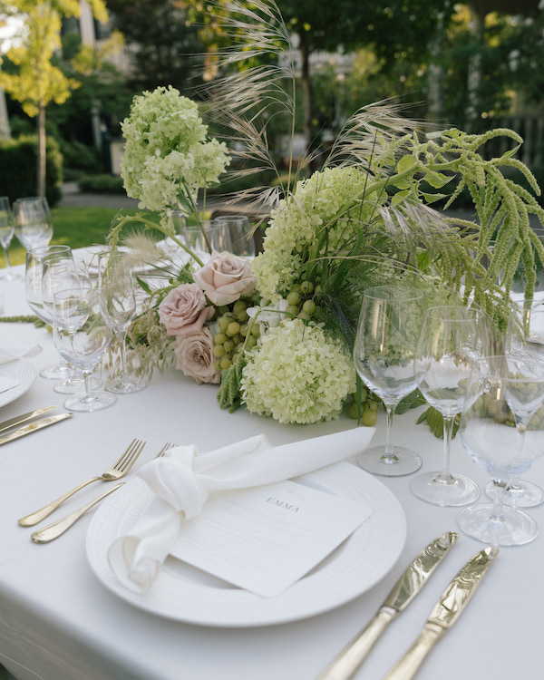 An Elegant & Timeless Garden Wedding in California