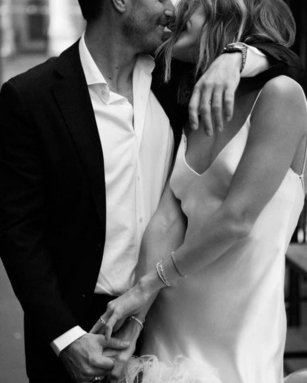 Why & When to Consider Couples Therapy?