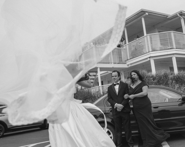 Photographers Kelly Mour