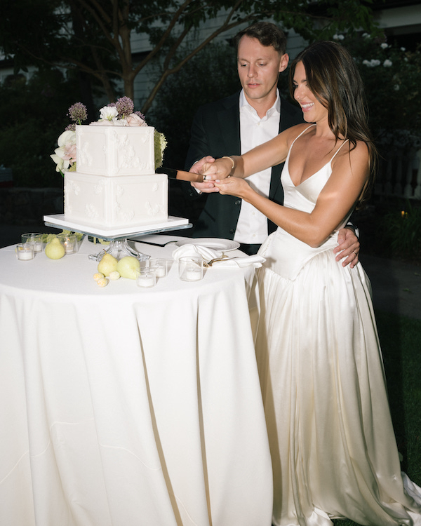 An Elegant & Timeless Garden Wedding in California