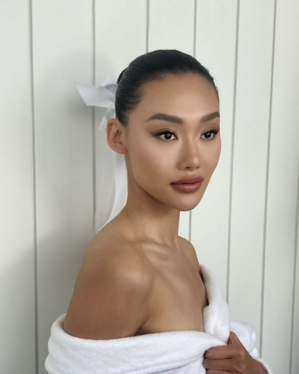 13 Holy Grail Beauty Products the Top Bridal Makeup Artists Swear By