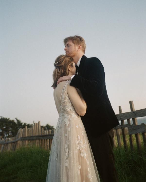 An Elegant Wildflower Wedding with Breathtaking Ocean Views