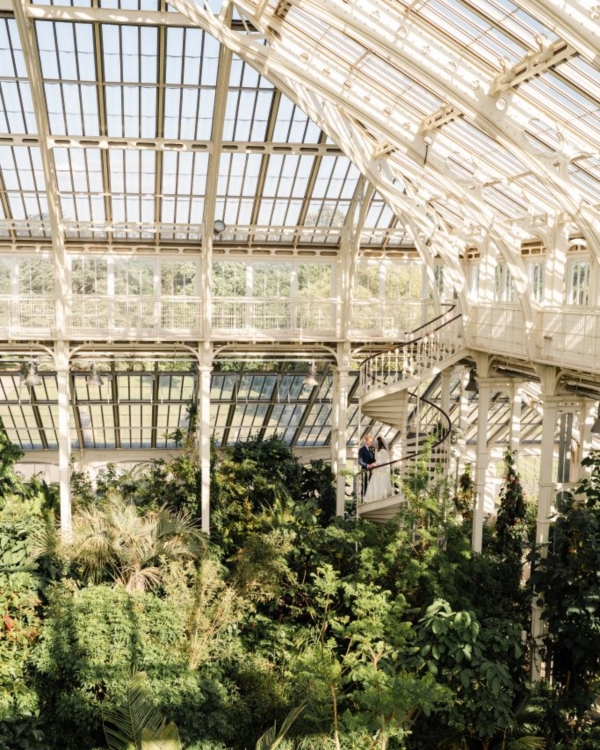 15 Awe-Inspiring Garden Wedding Venues Around the World