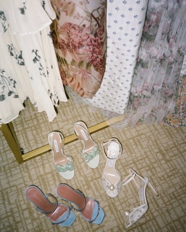 Should Bridesmaids Pay for Their Expenses?