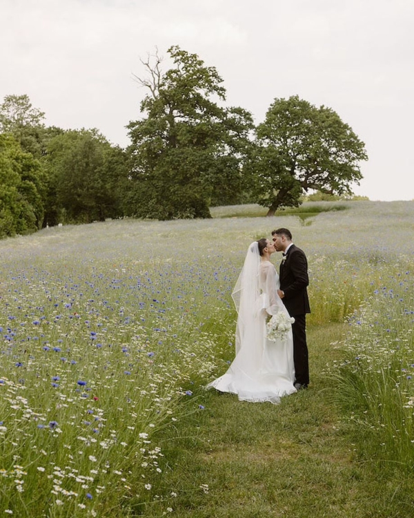 50 Must-Save Wedding Portrait Ideas for the Bride & Groom