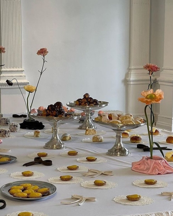 10 Major Wedding Cake Trends for 2025