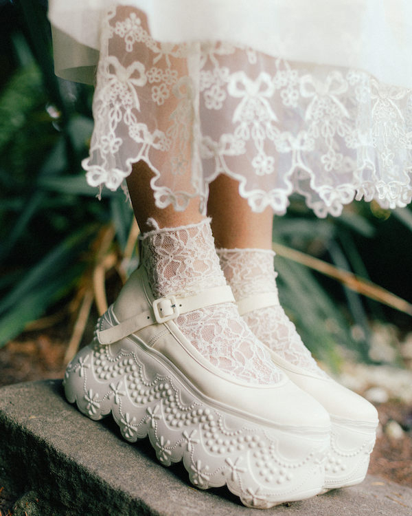 An Enchanting Wedding Amongst a Classic Manor Garden