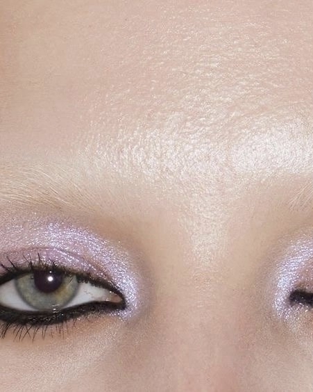 6 Eye-Catching Makeup Looks to Try for New Year’s Eve 2025