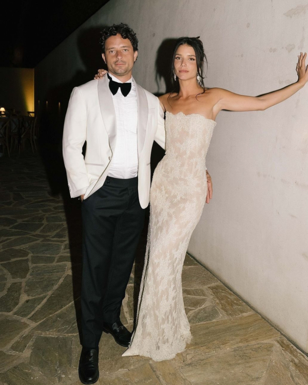 45 Chic Wedding Day Style Ideas for Brides & Grooms