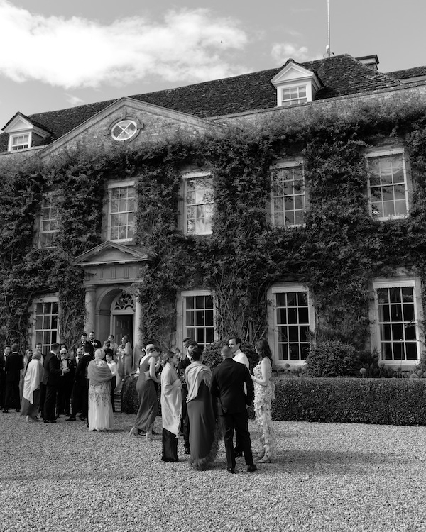 A Colorful Wedding Amongst the Costwolds Countryside