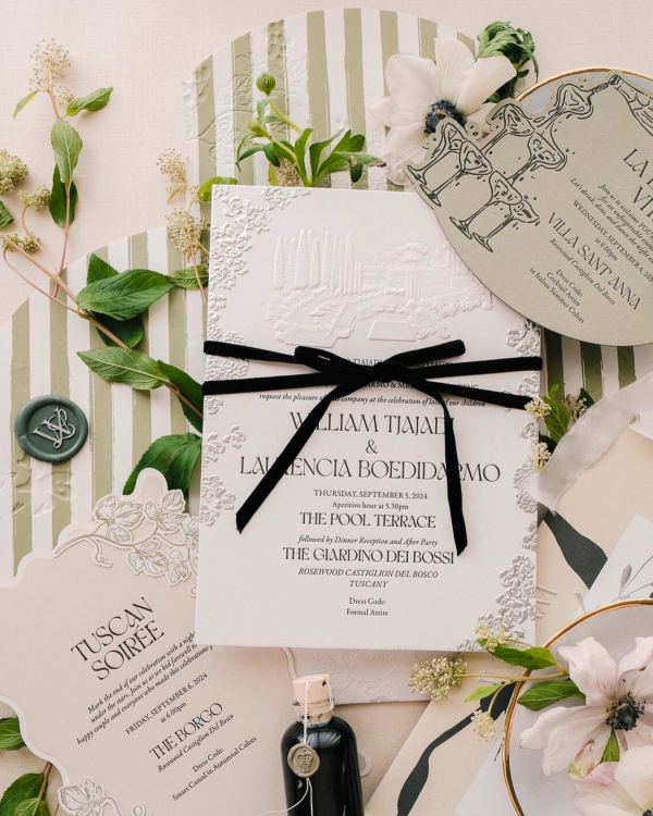 7 Creative Ways to Add Stripes to Your Wedding Decor