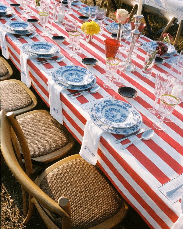 7 Creative Ways to Add Stripes to Your Wedding Decor