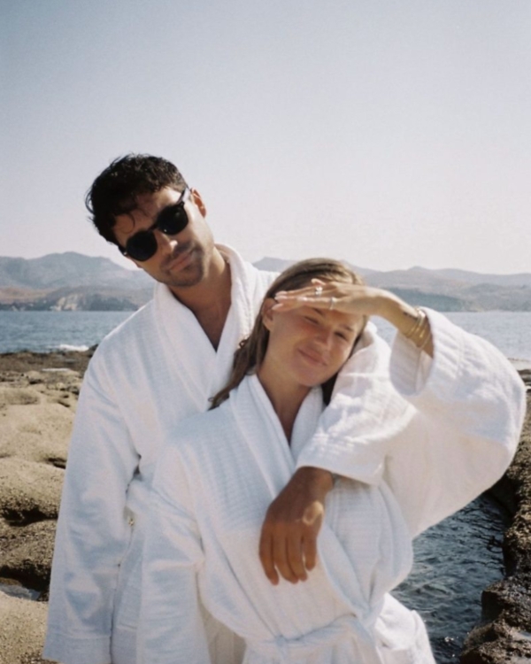 7 Tips to Sustaining a Long Distance Relationship