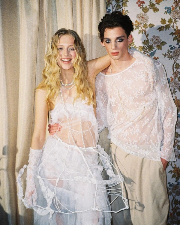 45 Chic Wedding Day Style Ideas for Brides & Grooms