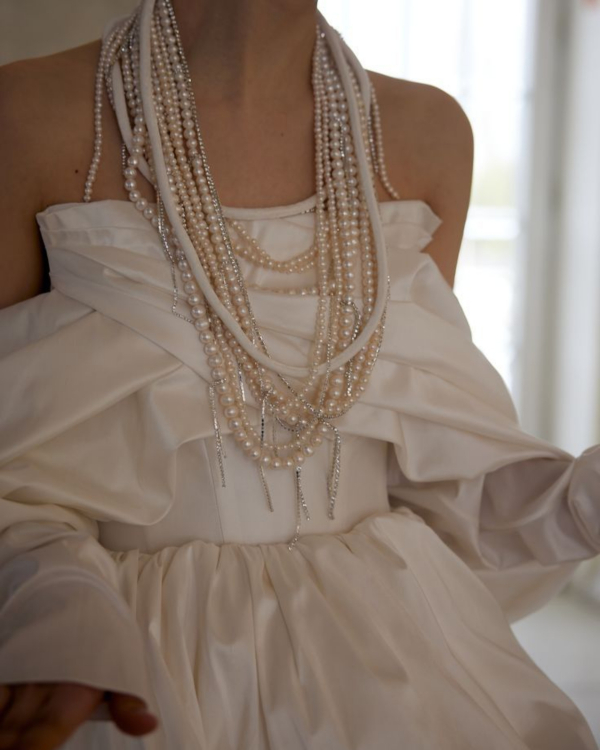 10 Major Bridal Accessory Trends for 2025