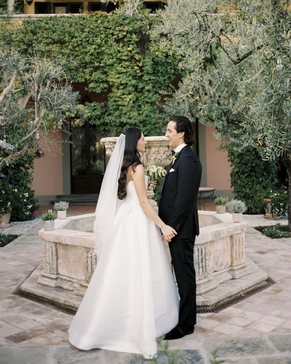 A Classic and Elegant Celebration in Italy