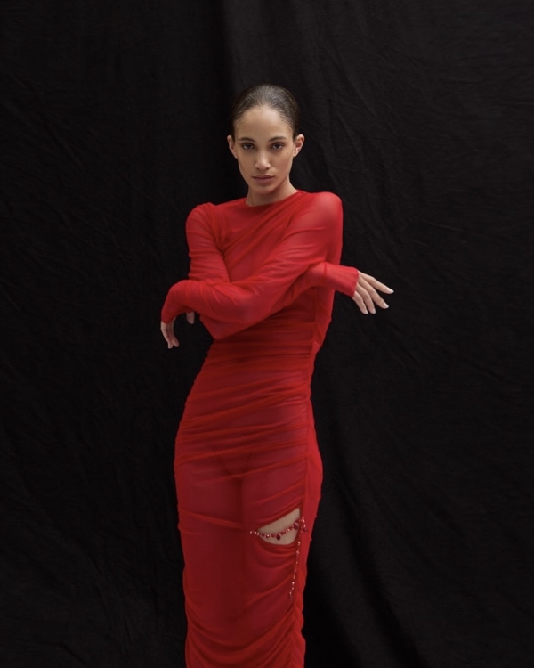 40 Standout Christmas Party Outfits for 2024 | Trendy Xmas Party Looks for Women