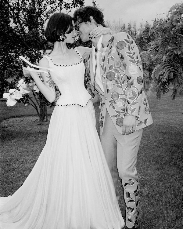 45 Chic Wedding Day Style Ideas for Brides & Grooms