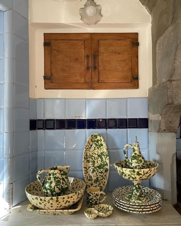 16 Online Boutiques for Unique Gifts & Favors